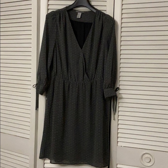 Dress - Picture 1 of 3